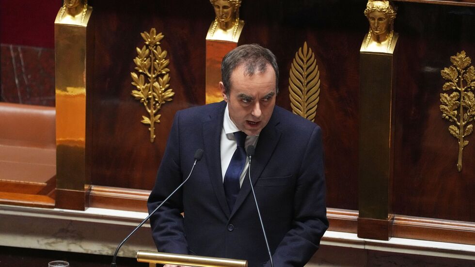 Frankreichs Premier geht in der politischen Krise auf die Opposition zu. Frankreichs Premier geht in der politischen Krise auf die Opposition zu.