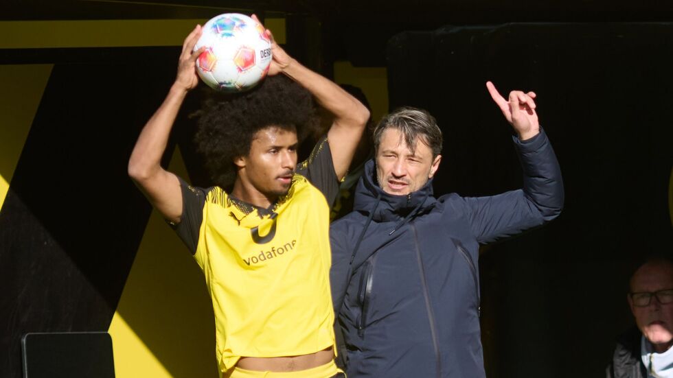BVB-Coach Niko Kovac steht weiter hinter seinem Stürmer Karim Adeyemi. (Archivbild)