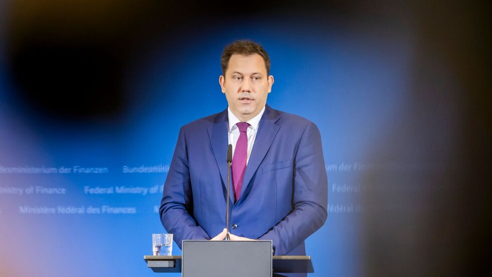 Klingbeil äußerte sich bei Vorstellung der Steuerschätzung. Klingbeil äußerte sich bei Vorstellung der Steuerschätzung.