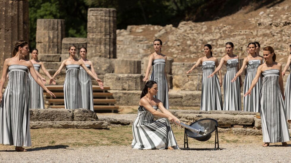 Wenn die Sonne nicht scheint, funktioniert es auch nicht mit der Entzündung des olympischen Feuers unter freiem Himmel. (Archivbild)