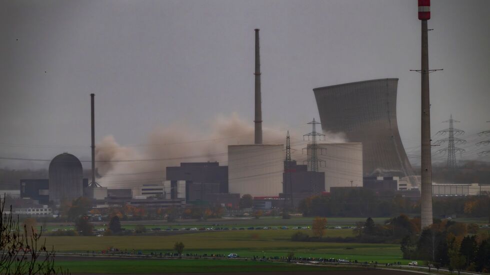 Erst fiel der linke Turm, dann der rechte.