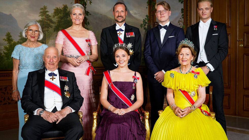 Auf dem Familienfoto zum 18. Geburtstag von Ingrid Alexandra aus dem Jahr 2022 ist hinten rechts auch Marius Borg Høiby zu sehen. (Archivbild)