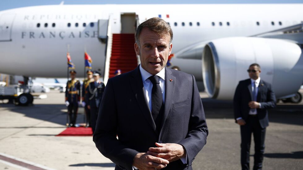 Macron ruft die Parteien auf, auf Stabilität hinzuarbeiten. Macron ruft die Parteien auf, auf Stabilität hinzuarbeiten.