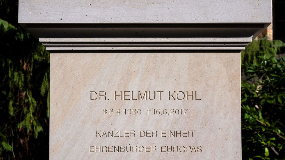 Helmut Kohl war am 16. Juni 2017 in Ludwigshafen gestorben und am 1. Juli 2017 in Speyer beigesetzt worden.