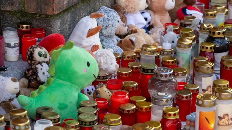 Vier Tage nach dem Verschwinden von Fabian wurde seine Leiche in der Nähe von Güstrow an einem Tümpel gefunden. Sie wies laut Staatsanwaltschaft Spuren von Gewalt auf. Vier Tage nach dem Verschwinden von Fabian wurde seine Leiche in der Nähe von Güstrow an einem Tümpel gefunden. Sie wies laut Staatsanwaltschaft Spuren von Gewalt auf.
