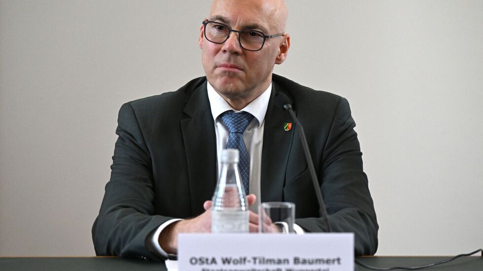 Mit den Waffen hätten Kriminelle verheerende Verbrechen verüben können, sagt Oberstaatsanwalt Wolf-Tilman Baumert.