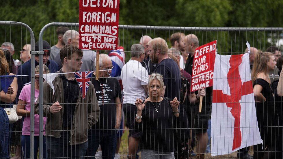 Der Fall eines Asylbewerbers, der eine 14-Jährige im englischen Epping belästigte, wurde zum Anlass für wochenlange Proteste. (Archivfoto) 