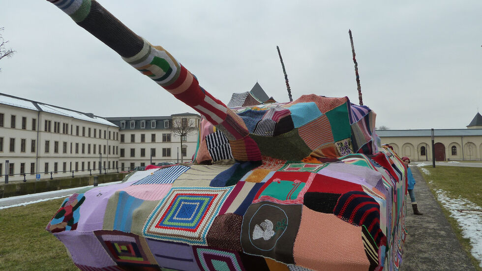 Der Strick­panzer am Militär­his­to­ri­schen Museum