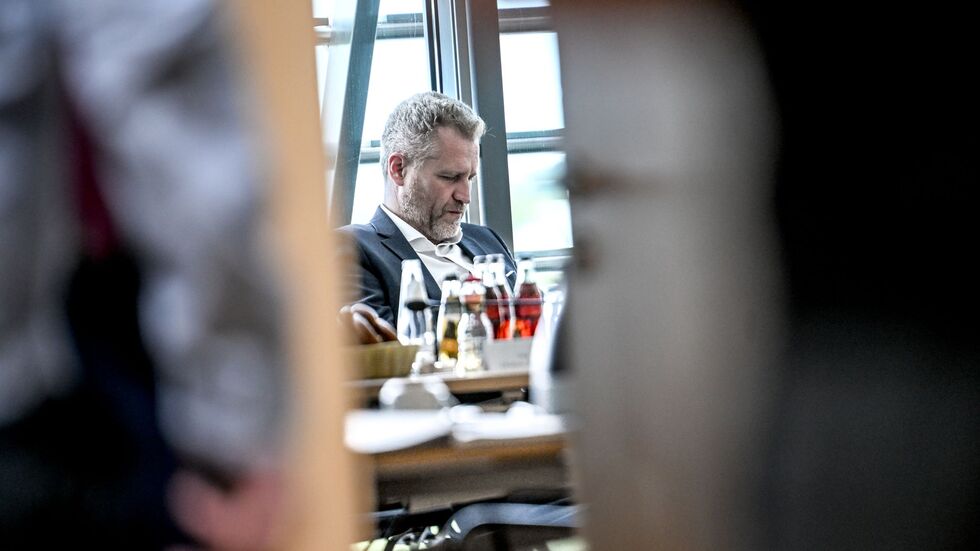 AfD-Politiker Petr Bystron hatte die Fotocollage im Sommer 2022 im Internet geteilt - damals noch auf Twitter. (Archivbild) AfD-Politiker Petr Bystron hatte die Fotocollage im Sommer 2022 im Internet geteilt - damals noch auf Twitter. (Archivbild)