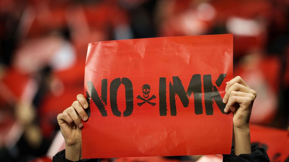 Fanproteste gegen die Innenministerkonferenz im Dezember beim Spiel FC St. Pauli - 1. FC Union Berlin.