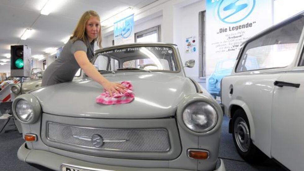 Auch Trabbis gibt´s im DDR-Museum "Zeitreise" Radebeul zu sehen. (Foto: dpa) Auch Trabbis gibt´s im DDR-Museum "Zeitreise" Radebeul zu sehen. (Foto: dpa)