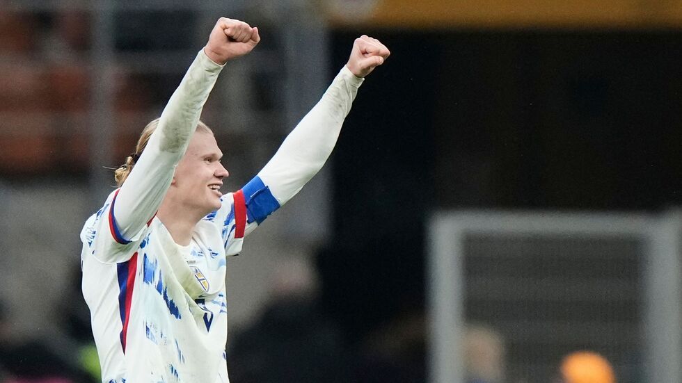 Norwegens Erling Haaland jubelt nach seinem Doppelpack in Italien über die WM-Teilnahme 2026.