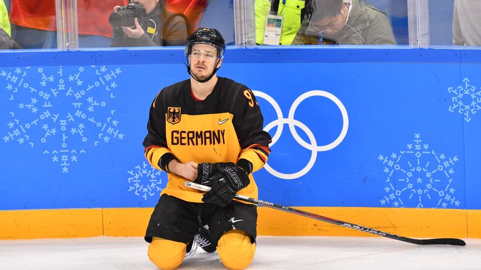 Bekommt der langjährige DEB-Kapitän Moritz Müller noch einmal die Chance, bei Olympia mit NHL-Cracks auf dem Eis zu stehen?