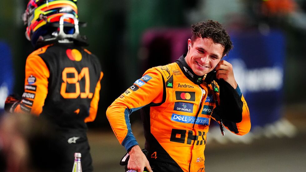 Hat Lando Norris nach dem Rennen in Katar auch gut lachen? Hat Lando Norris nach dem Rennen in Katar auch gut lachen?
