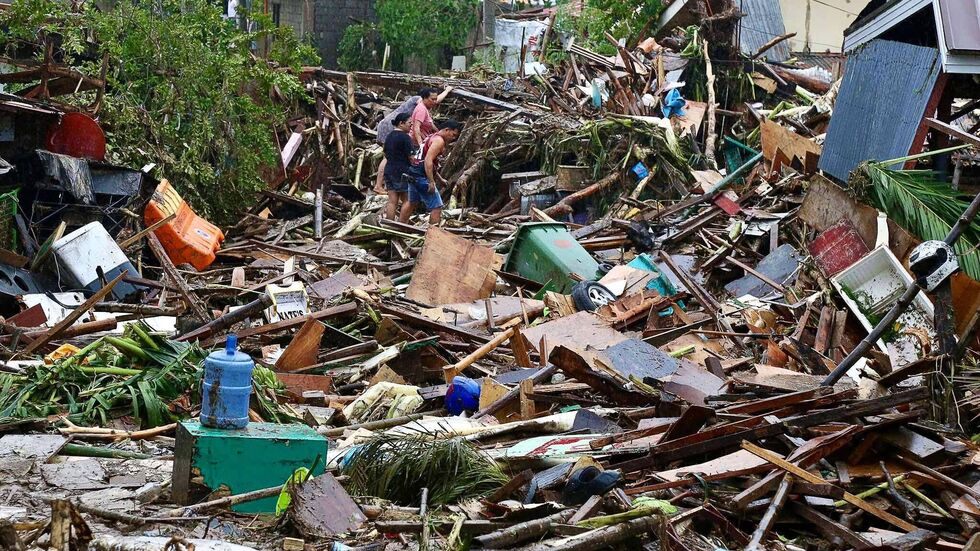 Der Taifun hatte mit heftigen Böen gewütet.