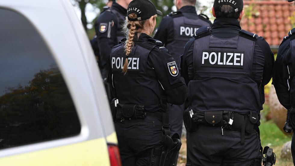 Der Junge hatte nach Polizeiangaben am Freitag mit Erlaubnis das Haus verlassen.