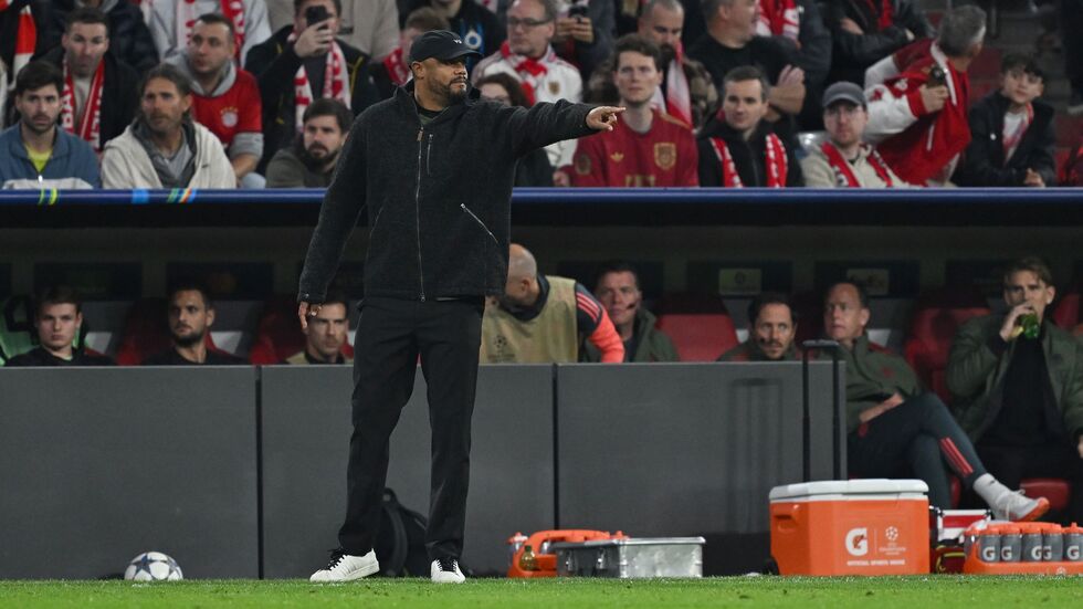 Vincent Kompany durfte sich am Tag nach seiner Vertragsverlängerung über den erhofften Sieg gegen seine Landsleute freuen. 