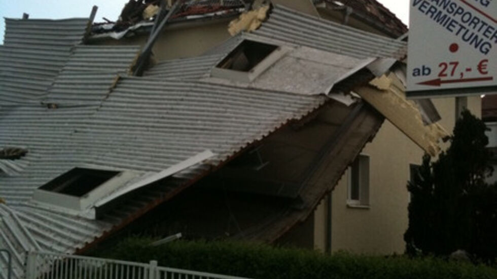 Schäden nach dem Tornado vom Pfingst­montag Schäden nach dem Tornado vom Pfingstmontag