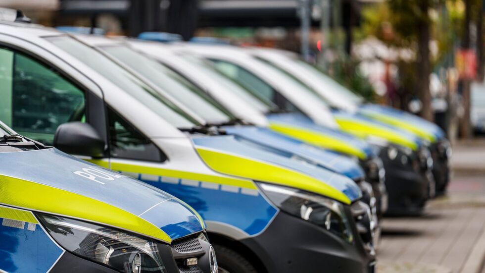 Es geht unter anderem um den Vorwurf der Körperverletzung im Amt.