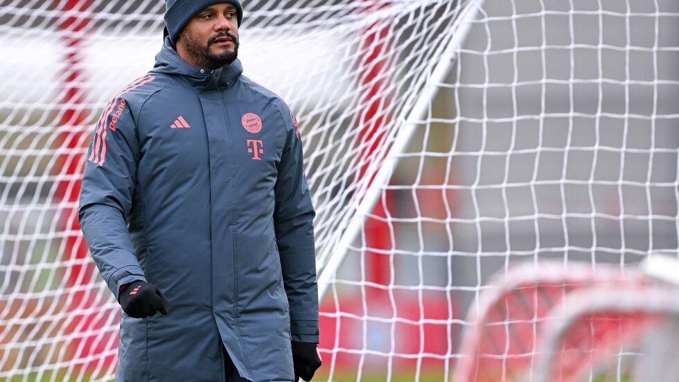 Bayern-Trainer Vincent Kompany hofft auf einen Sieg.