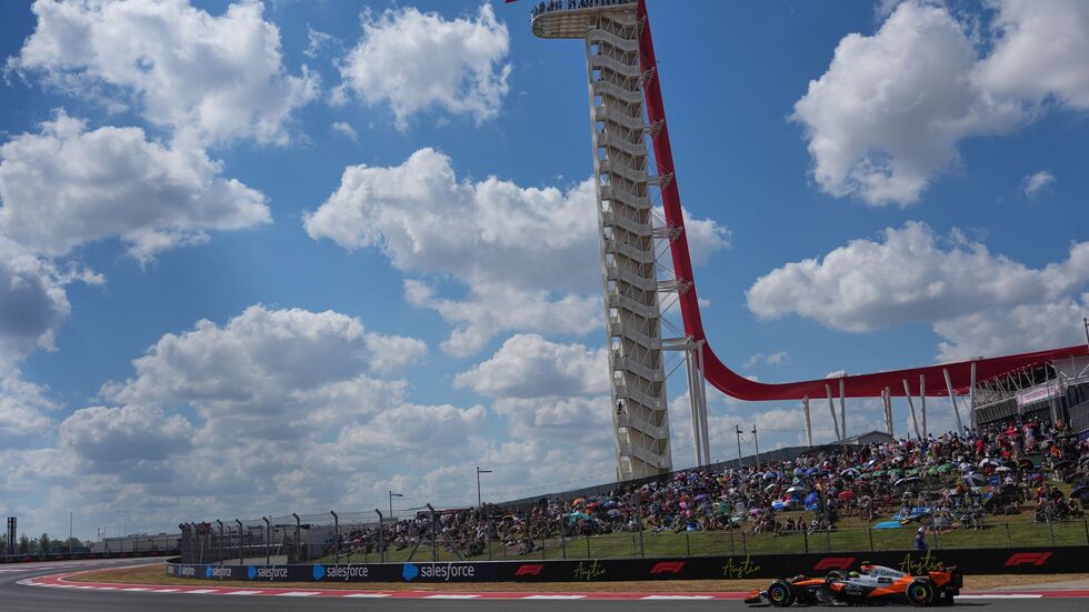 Max Verstappen rast zur Pole. 