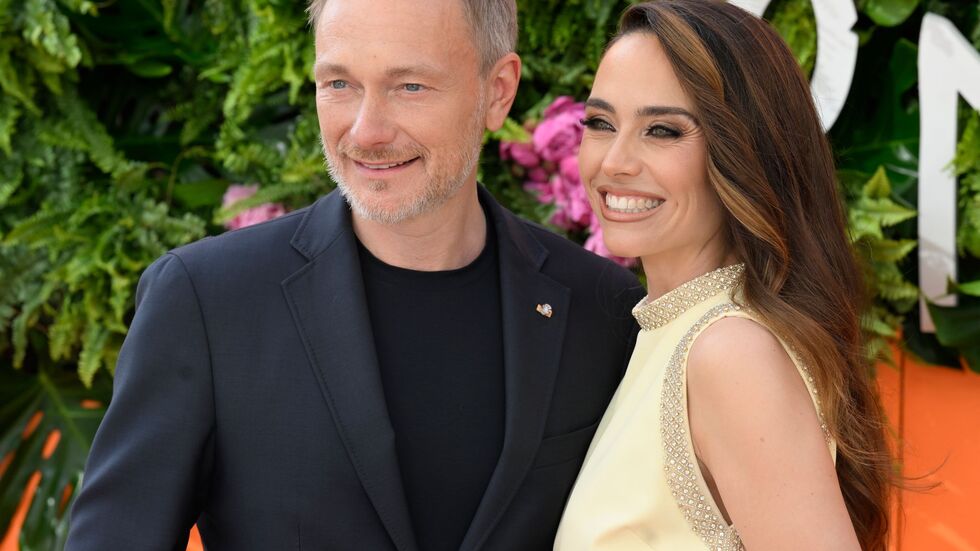 Ex-Finanzminister Christian Lindner widmet sich heute auch Vaterpflichten - er hat ein Baby mit der Journalistin Franca Lehfeldt. (Archivbild) 