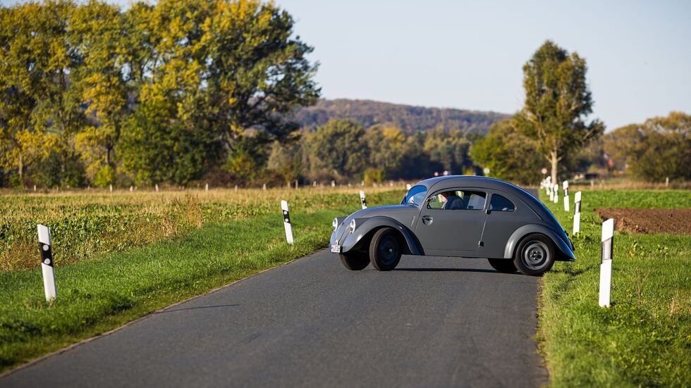 Nur bei trockenem Wetter fährt Traugott Grundmann sein Auto.