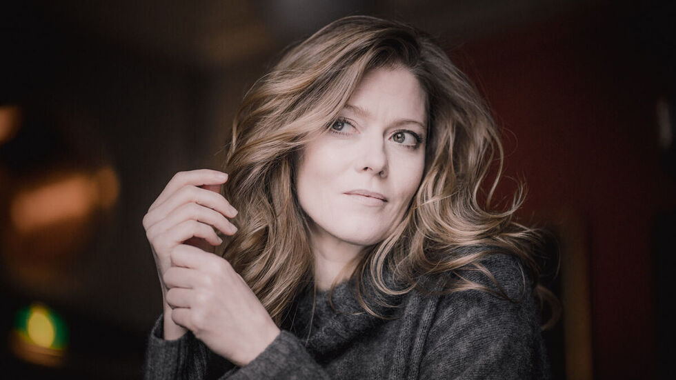 Die Sopranistin und Dirigentin Barbara Hannigan erhält den "Glashütte Original Musikfestspielpreis" der Dresdner Musikfestspiele.
