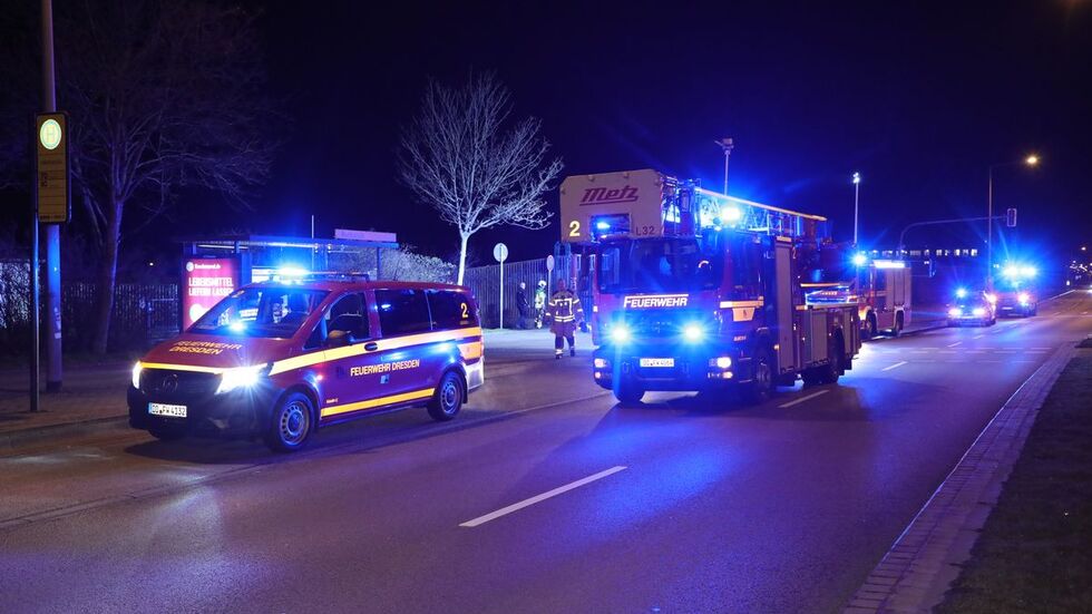 Die Feuerwehr rückte in der Nacht zum Verein für Deutsche Schäferhunde an der Washingtonstraße aus