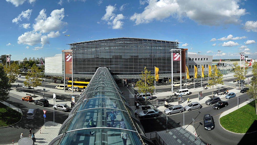 Vom Dresdner Flughafen gibt es seit April mehr Direktflüge. (Symbolbild)