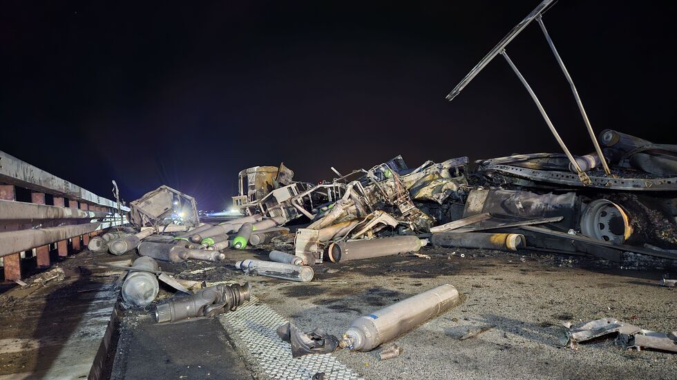 Laut Polizei werden die Bergungsarbeiten voraussichtlich zwei Tage dauern. Laut Polizei werden die Bergungsarbeiten voraussichtlich zwei Tage dauern.