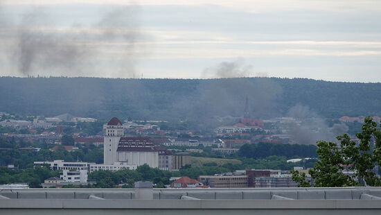 Der Rauch war weithin sichtbar.
