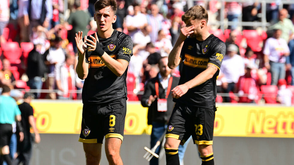 Jonathan Meier und Lars Bünning nach Spielende