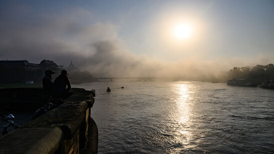 Die Elbe am frühen Mittwochmorgen.