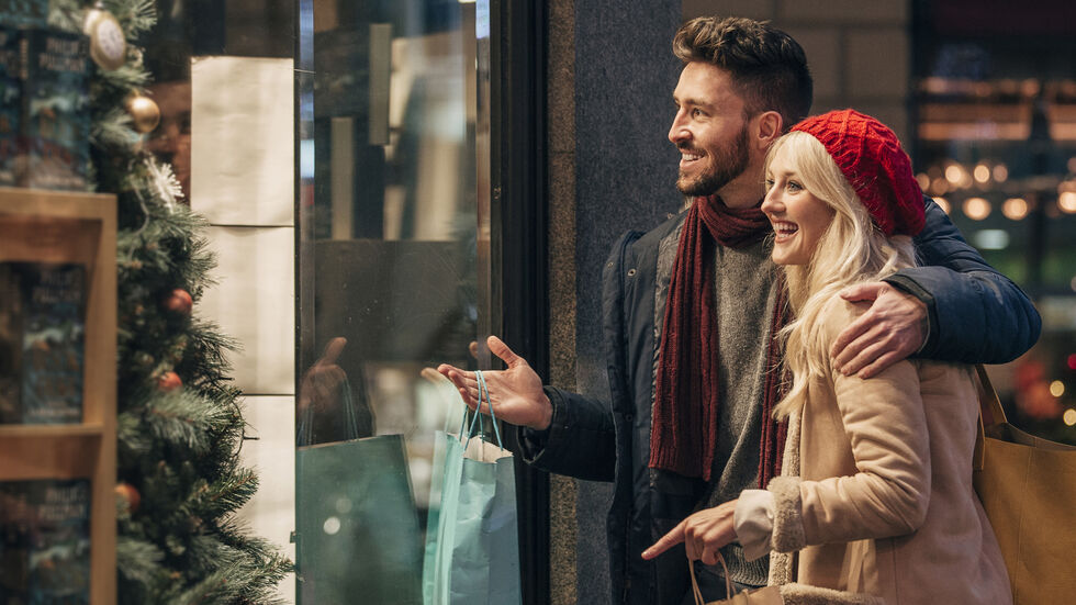 Mehr Kunden, mehr strahlende Schaufenster: Dresden will Maßnahmen zur Belebung der Innenstadt umsetzen. (Symbolbild) Mehr Kunden, mehr strahlende Schaufenster: Dresden will Maßnahmen zur Belebung der Innenstadt umsetzen. (Symbolbild)