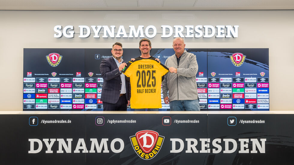 Vertragsverlängerung perfekt! Ralf Becker bleibt bis Juni 2025 Sportchef bei Dynamo. Vertragsverlängerung perfekt! Ralf Becker bleibt bis Juni 2025 Sportchef bei Dynamo.