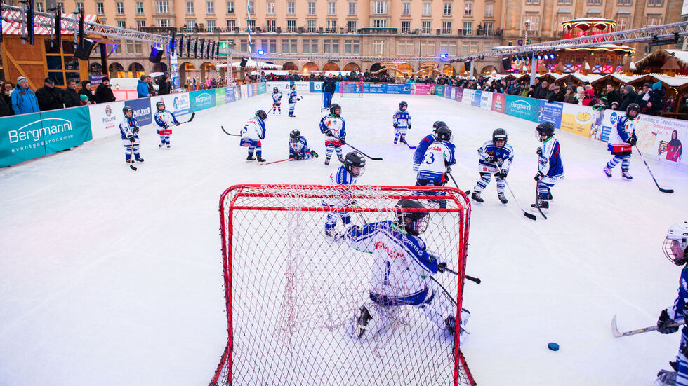 Die Bambinis bei ihrem Spiel (Foto: René Schön)