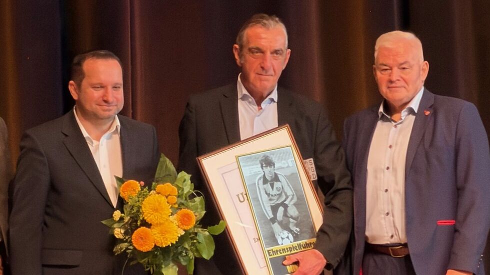 Ralf Minge wird Ehrenspielführer von Dynamo Dresden 