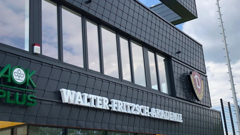 Das Trainingszentrum wird den Namen "AOK PLUS Walter-Fritzsch-Akademie" tragen.