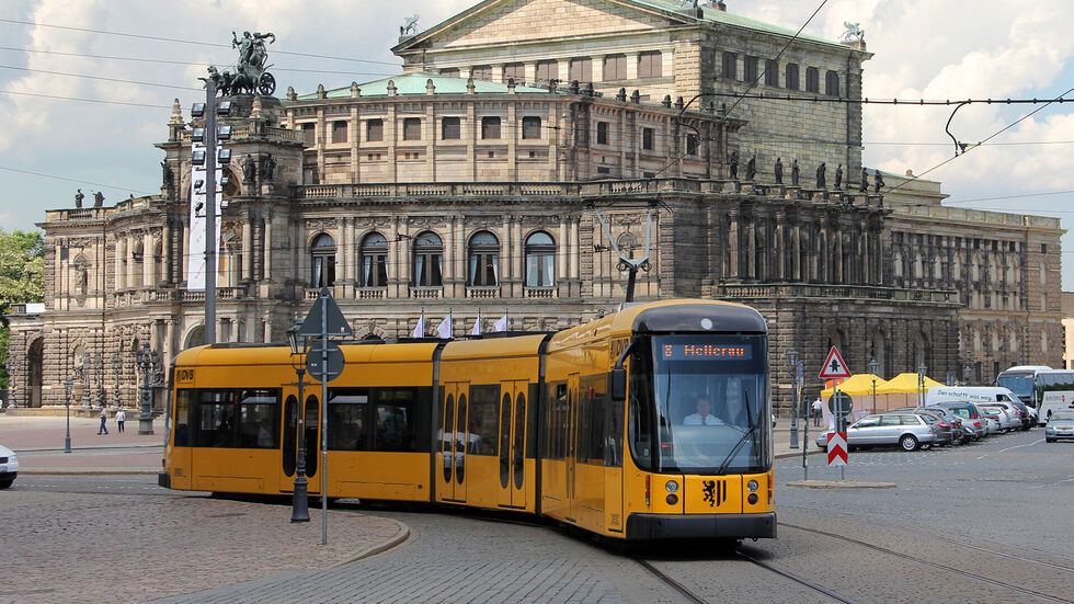 Nach den Ferien fahren die Linien der Dresdner Verkehrsbetriebe zwar wieder öfter, aber nicht ganz so oft wie vor den Ferien. (Symbolbild)