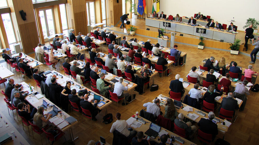 Der Dresdner Stadtrat hat am Donnerstag bei dem ersten Teil seiner Doppelsitzung heftig diskutiert. (Symbolbild)