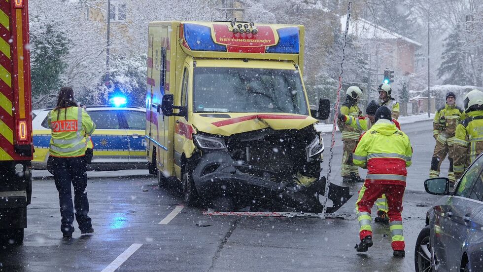 Die Unfallursache ist noch unklar. Die Unfallursache ist noch unklar.