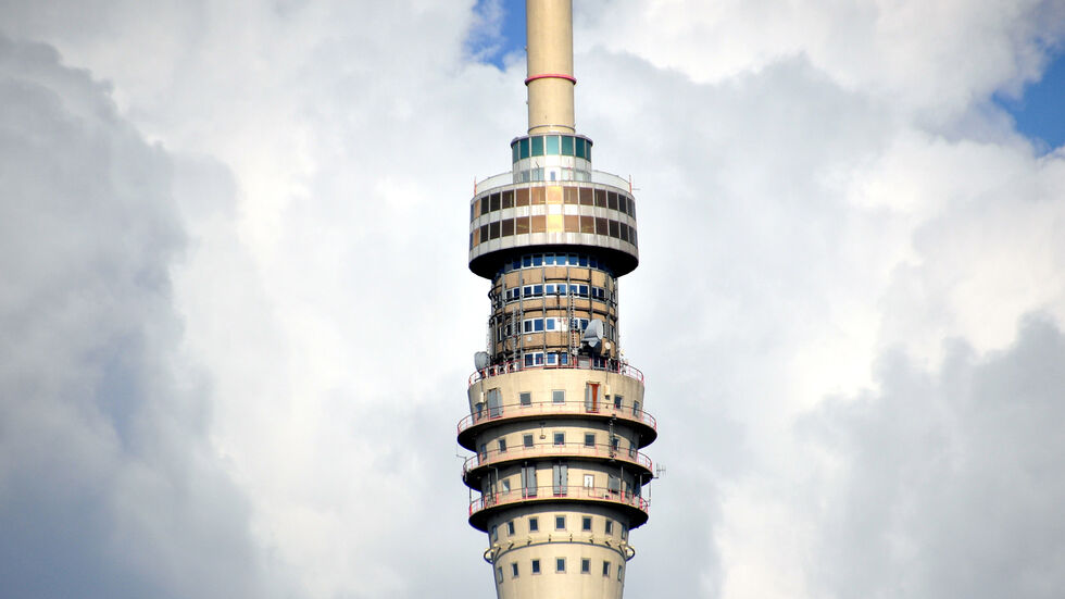 Das ist der echte Dresdner Fernsehturm. Das ist der echte Dresdner Fernsehturm.