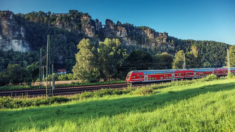 Das rote Design bleibt, aber dennoch werden die S-Bahnen in der Dresdner Region aufgefrischt. 