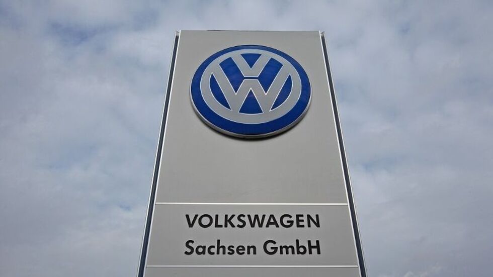 VW könnte beim Impfen seiner Beschäftigten rund 11.000 Menschen direkt erreichen. VW könnte beim Impfen seiner Beschäftigten rund 11.000 Menschen direkt erreichen.