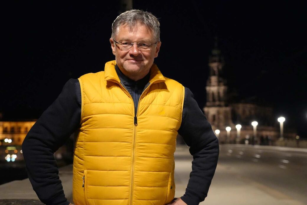 Holger Zastrow von der Dresdner FDP-Fraktion wünscht sich, dass auch die Frauenkirche wieder leuchtet