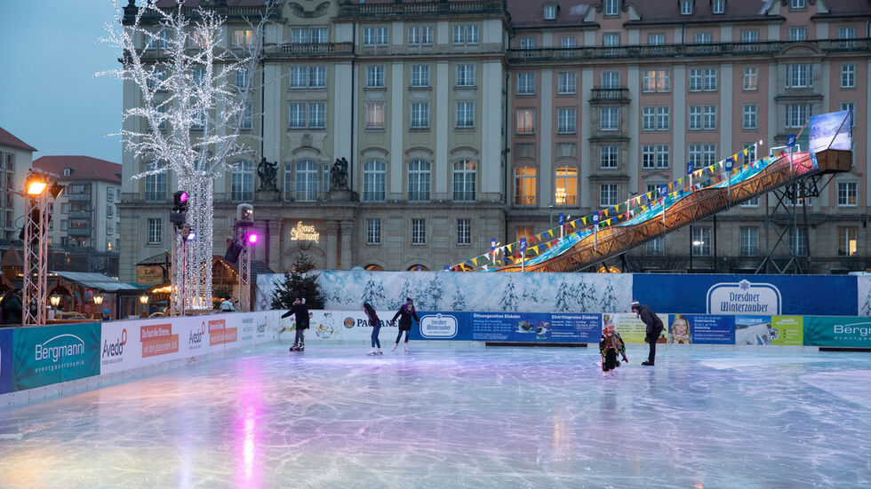 Der Winterzauber auf dem Altmarkt (Foto: René Schön)
