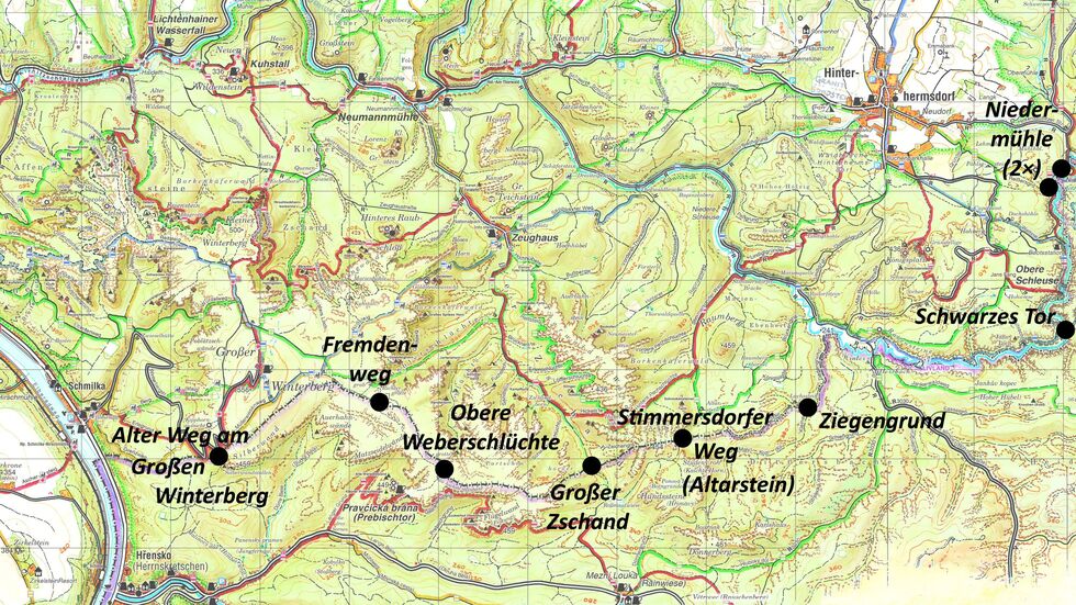 Der Kartograf Rolf Böhm hat die geschlossene Grenzwanderwege markiert