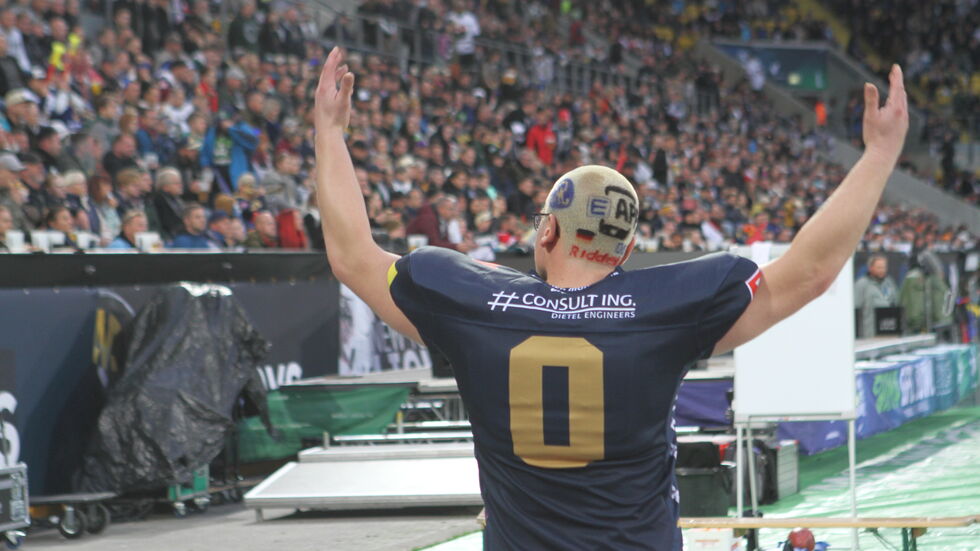 Florian Finke macht den Anheizer #GFLBowl2025