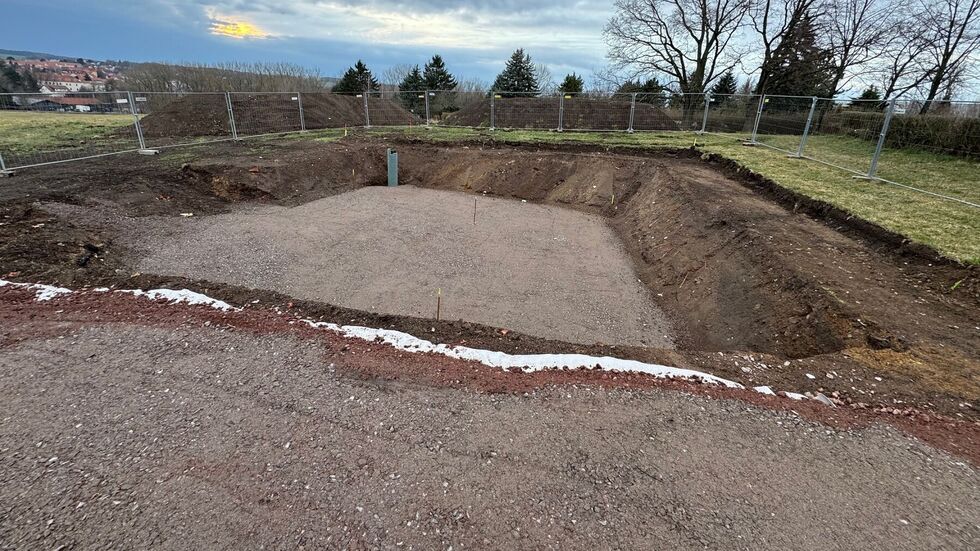 Die Baugrube ist ausgehoben 